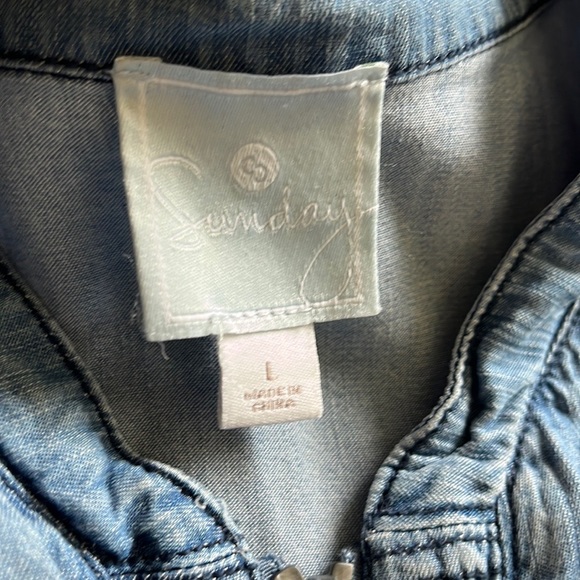 Sumday Denim Zip Up - Picture 6 of 6
